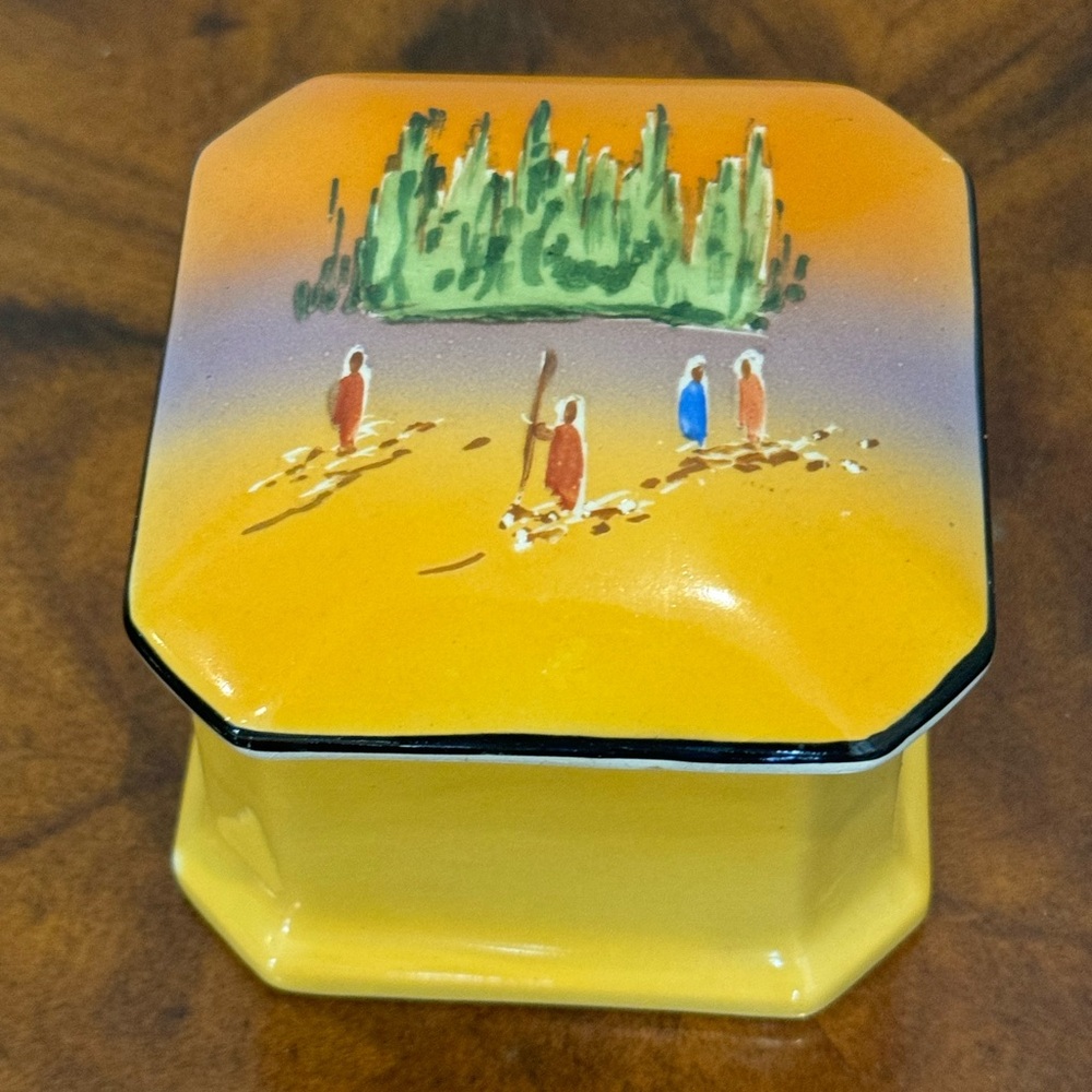 Antique Porcelain Hand-painted Trinket Box measures 3 X 4